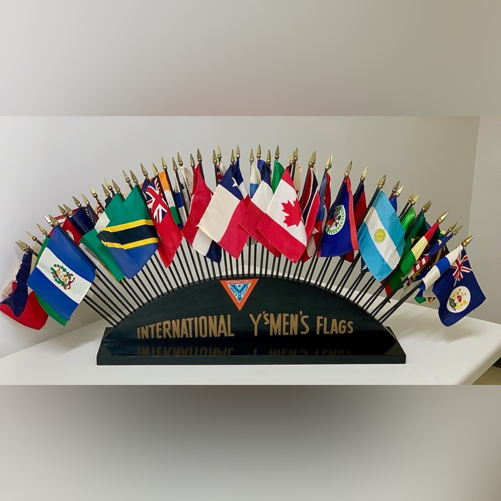 1980 Vintage YMCA International Allies National Flag Display Grand Rapids MI